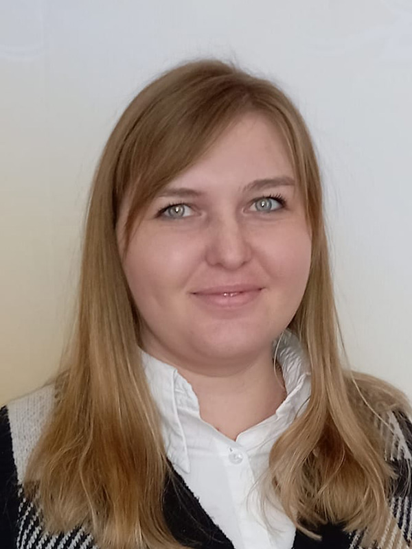 Яковлева Юлия Евгеньевна.